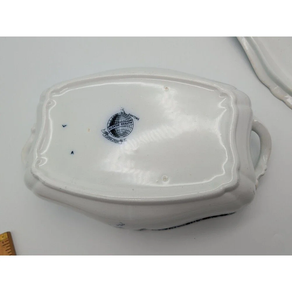 Alfred Meakin Westmeath Lidded Tureen Covered Casserole Floral Blue White CRACK